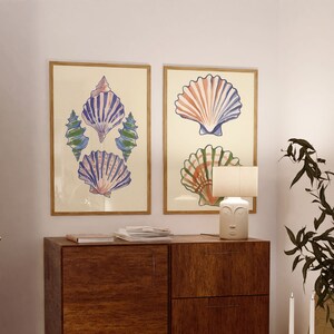 Zestaw 2 niebieskich nadruków muszli, dom na plaży, wystrój pokoju plażowego, wnuczka z wybrzeża, plakat z surfingiem oceanicznym, wystrój akademika Preppy College Girls