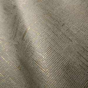 Carta da parati effetto pietra anticata, rivestimento murale decorativo con linee metalliche testurizzate rustiche 3D - verde oliva, oro
