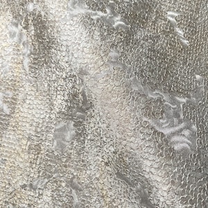 Carta da parati con scaglie in rilievo color oro chiaro metallizzato Carta da parati con texture 3D perfetta per aggiungere consistenza e design alla tua parete