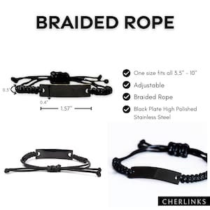 Op de afbeelding: Zwart gevlochten touw armband met een verstelbare lengte, met een zwarte roestvrijstalen plaat die 4 cm lang en 1 cm breed is. De armband is verstelbaar en past om polsen van 8,9 tot 25,4 cm.