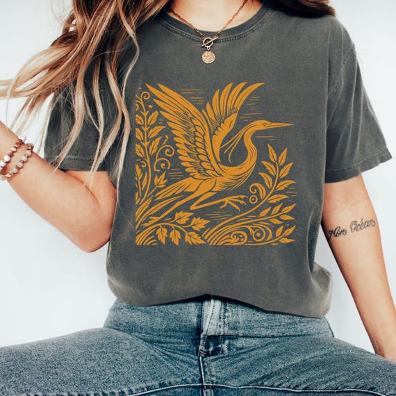 Great Blue Heron Shirt, Linocut Style Tee, Comfort Colors Tshirt, Heron Lover Gift, Nature Graphic Top, Wildlife Print Tee