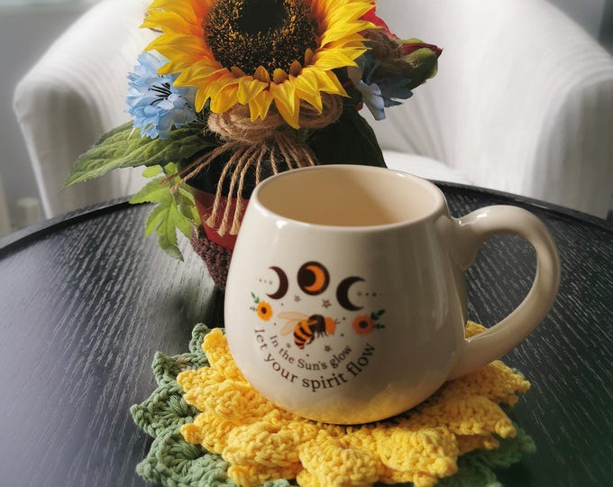 Rounded Let Your Spirit Flow Mug