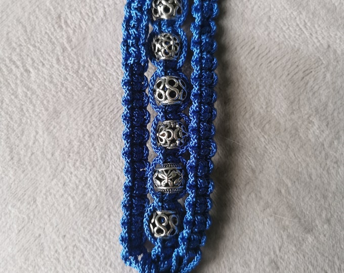 Paracord Macramé Keyring/Bagcharm (2 variations available) - Handmade by Ylva