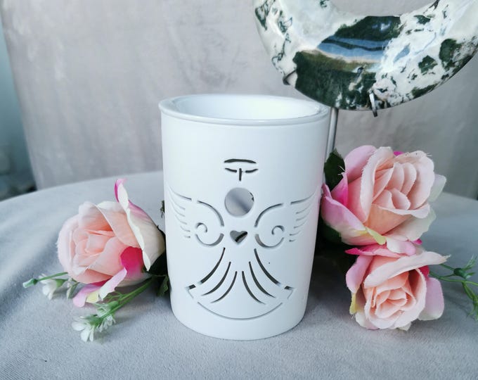 Angel Cut Out Ceramic Wax/Oil Burner (White - Tealight NOT included)