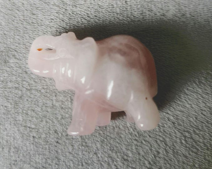 Carved Elephant (Rose Quartz)