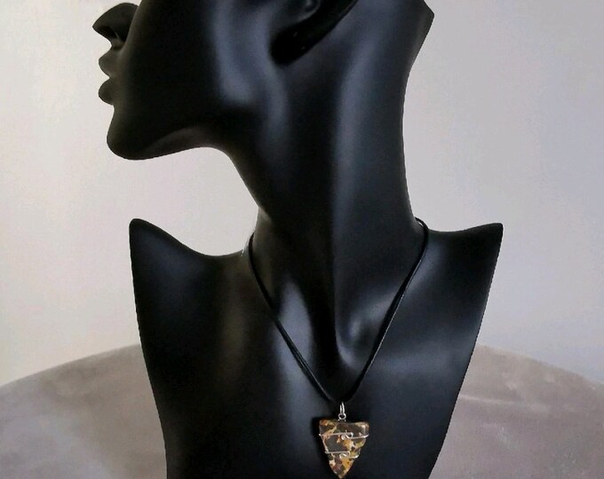 Zincite wired Pendant