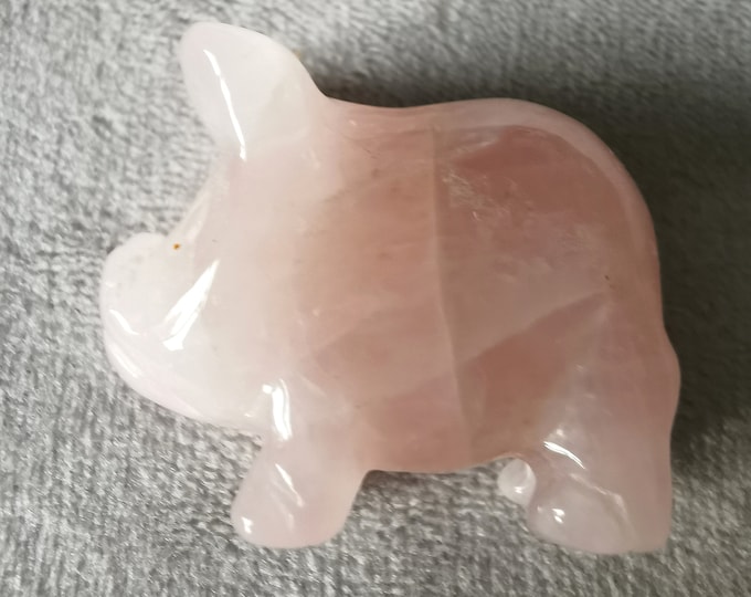 Carved Pig (Rose Quartz)