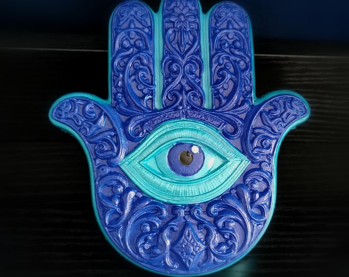 Hamsa Hand - casted and handpainted by Ylva