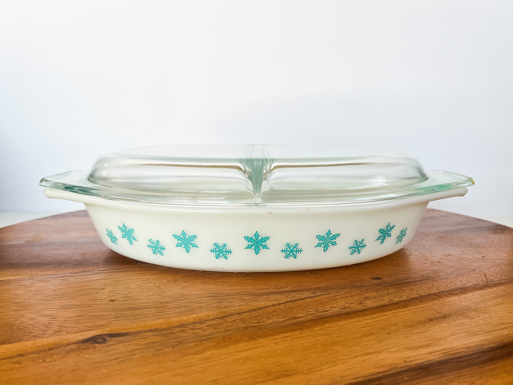 Pyrex Snowflake Divided Casserole Dish, 063, 1 1/2 Qt, White With