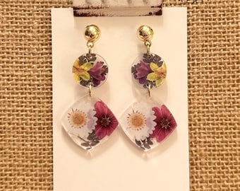 Handmade Floral Resin Dangle Earrings: Botanical Jewelry
