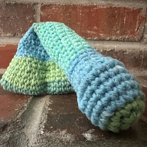 Crochet Packer- Blue/Green