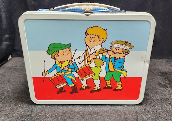 1974 Spirit of 76 Lunchbox - Ohio Art - Drummer and Fife Design