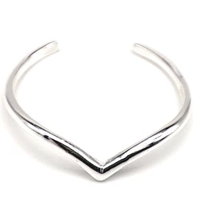 Chevron Wishbone Toe Ring in Solid 925 Sterling Silver Thin Band For Women Adjustable