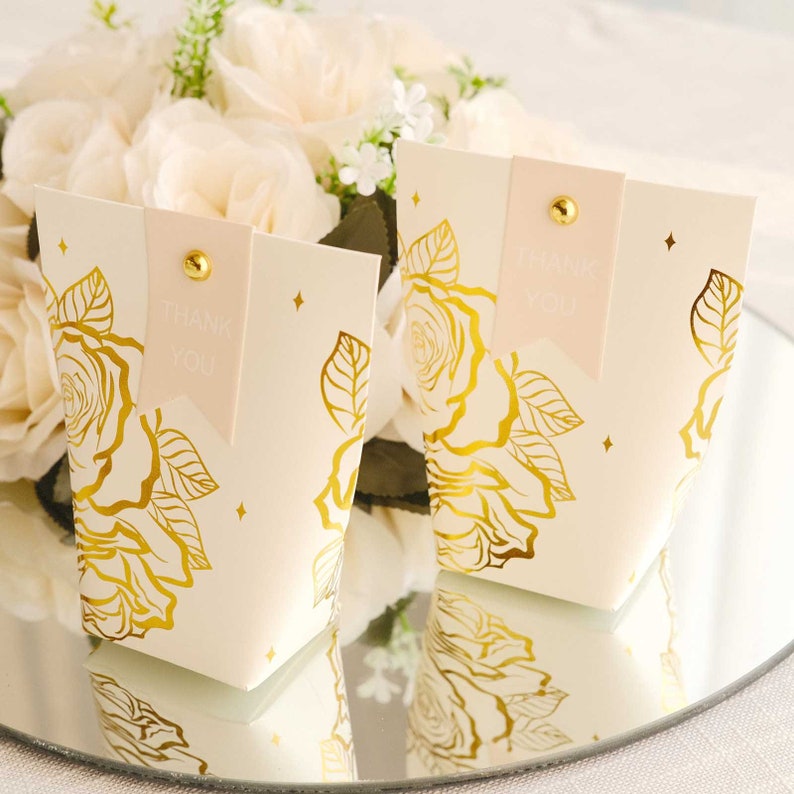 25 Sets of Gold Party Favor Boxes With Rose Flower Print With Pin and Tags Candy Gift Bags for