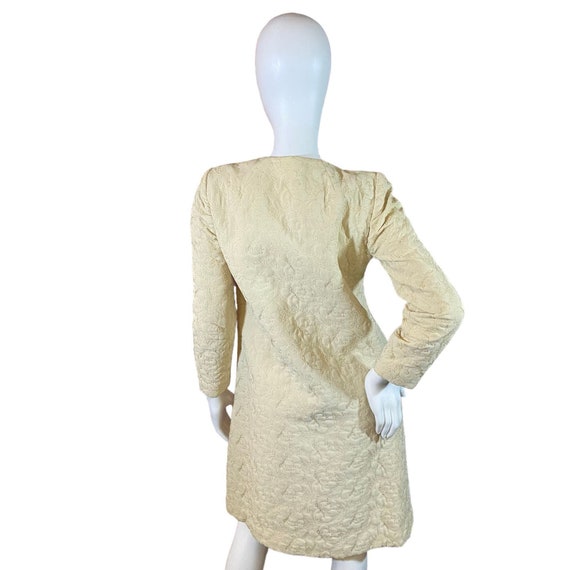 50's Vintage Cream Quilted Floral Housecoat by Ju… - image 3