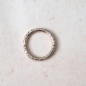 Antique Georgian 9k Gold Split Ring Chased Gold Findings c.1820