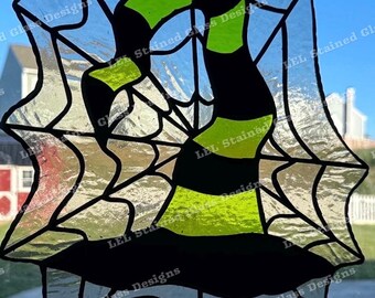 Witch Hat-Stained Glass Suncatcher Pattern