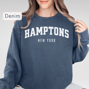 Hamptons New York Sweatshirt, Vintage College Block Letters, Comfort Colors, Gift for Beach Lovers, Travelers, Hamptons Fans