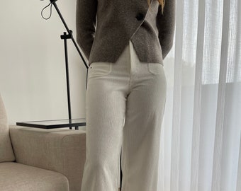 Corduroy broek met hoge taille en zakken / corduroy broek met hoge taille
