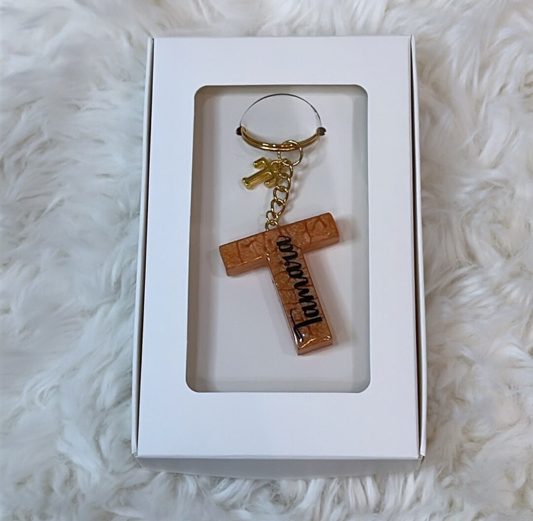 Personalized Resin Keychain -custom Keychain-initial Keychain - Etsy