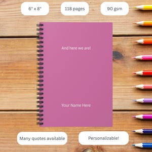 Cuaderno espiral personalizado de Kirby / Cuaderno con nombre personalizado y citas del juego Kirby / Diario pequeño para hombre o regalo / Tapa rosa, texto blanco, cita