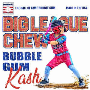 Puede incluir: Juego de tres tazas de cerámica con acabado mate moteado. Cada taza presenta un color diferente: azul claro, crema y gris. Las tazas tienen un diseño simple y moderno y un asa cómoda.