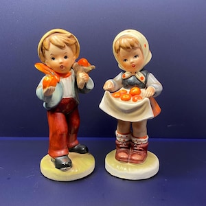 Figuras vintage de niño y niña de ENESCO, niños de cerámica, estilo Hummel, figuras coleccionables decorativas