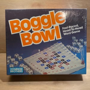 Vintage 1987 Boggle Bowl Game: Parker Brothers Word Game
