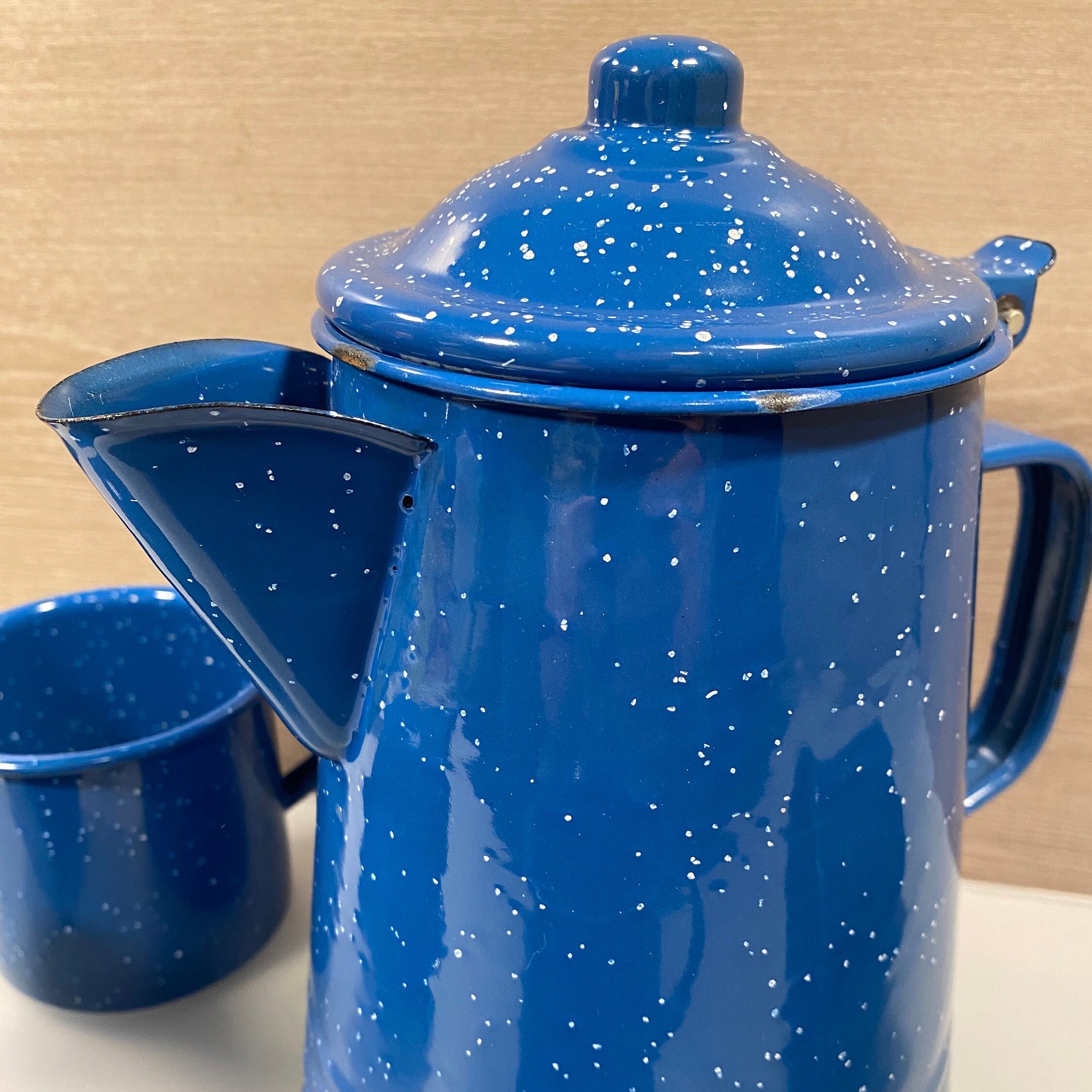 Bouilloire émaillée Bleu Moucheté - 10 Tasses - Double Paroi - Idéale Pour Café/thé En Camping