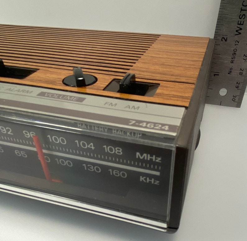 Vintage 1983 Alarm Clock Radio With Battery Backup. GE Model 74624B AM/FM Digital Alarm Etsy