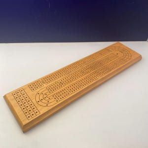 Juego de cribbage de madera vintage, juego de mesa clásico, juego de estrategia, juegos de madera, juegos de cartas, juegos familiares, fabricado en EE. UU.
