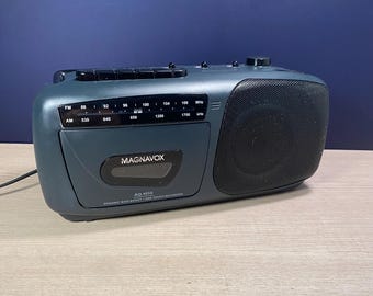 ヴィンテージ ソニー ドリームマシン クロックラジオ：80年代レトロ