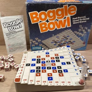 Vintage 1987 Boggle Bowl Game: Parker Brothers Word Game