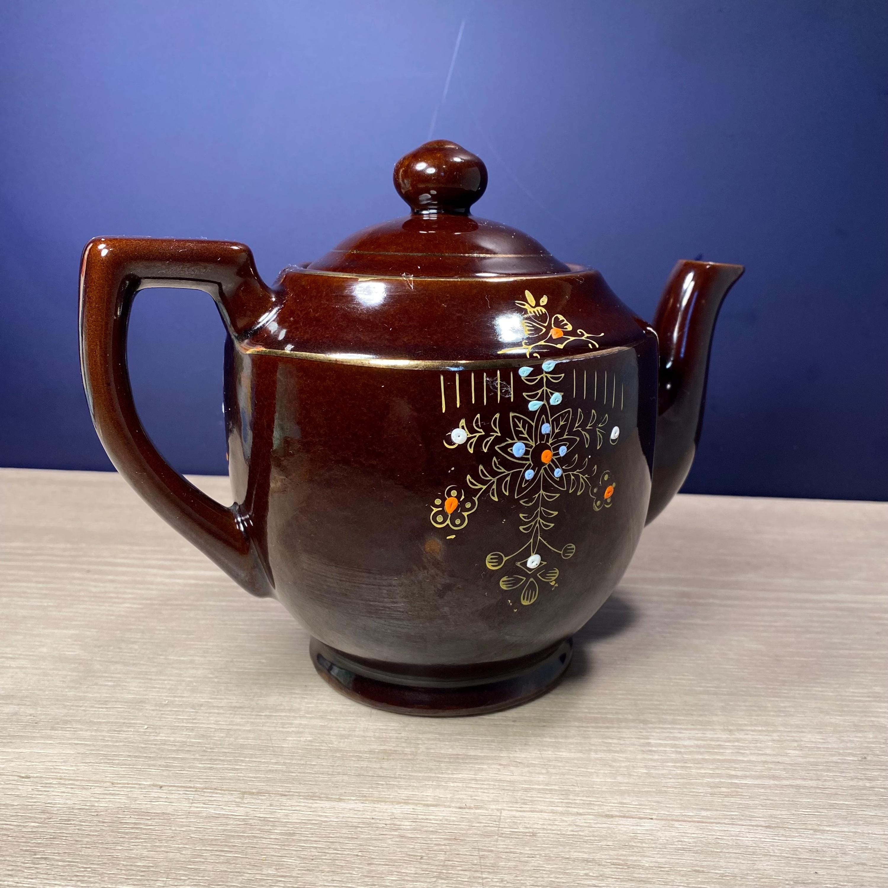 Vintage Japanese Moriage Teapot – Hand-painted Floral Redware