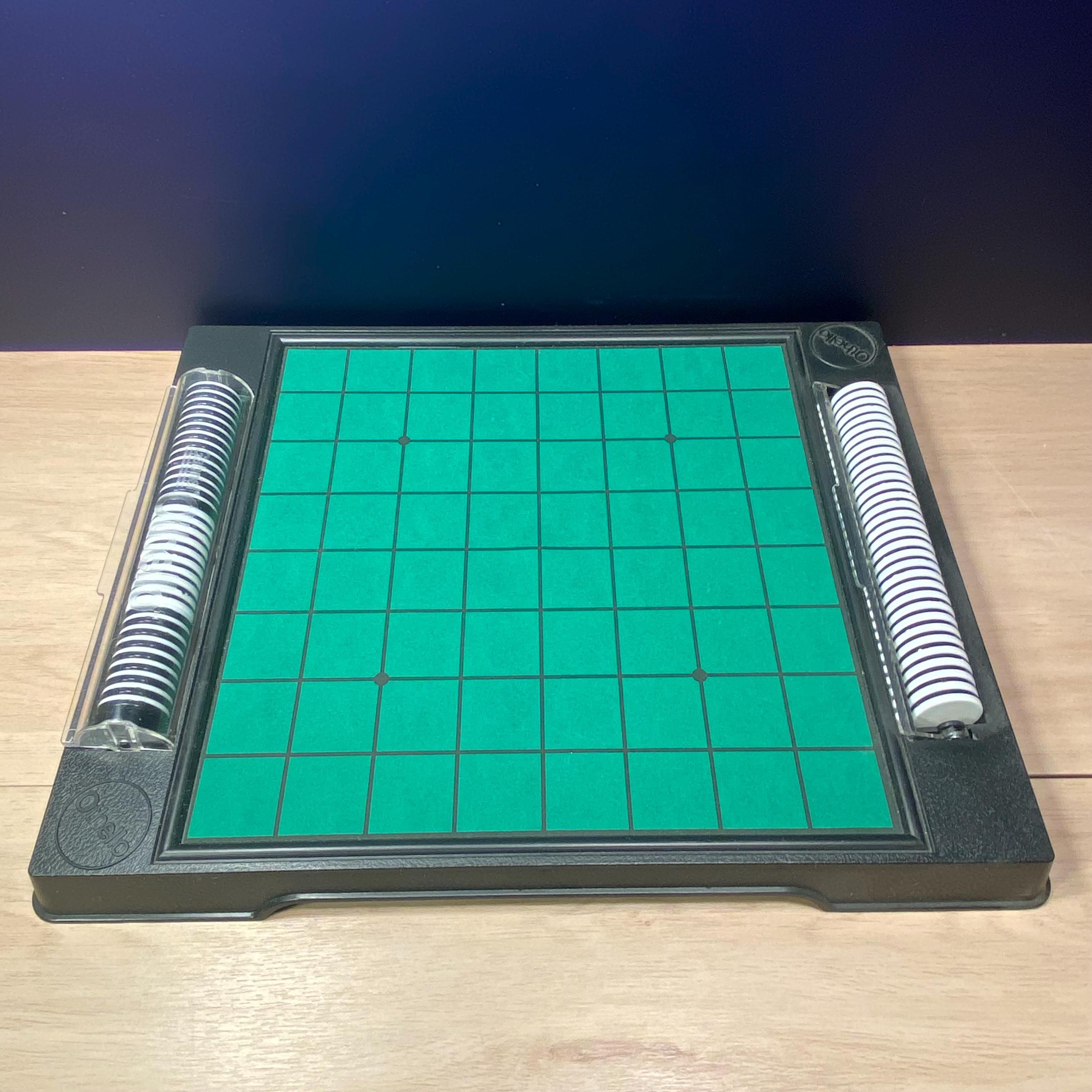 Vintage Othello Game by Gabriel - A Minute to Learn, a Lifetime to