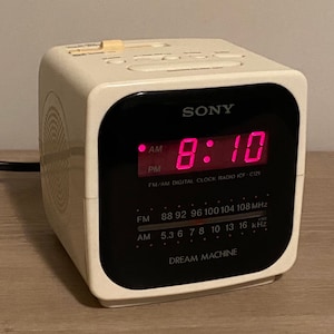Vintage 80s Alarm Clock LED Dream Machine Red Display  Clock Home & Living Home Decor Works Great!