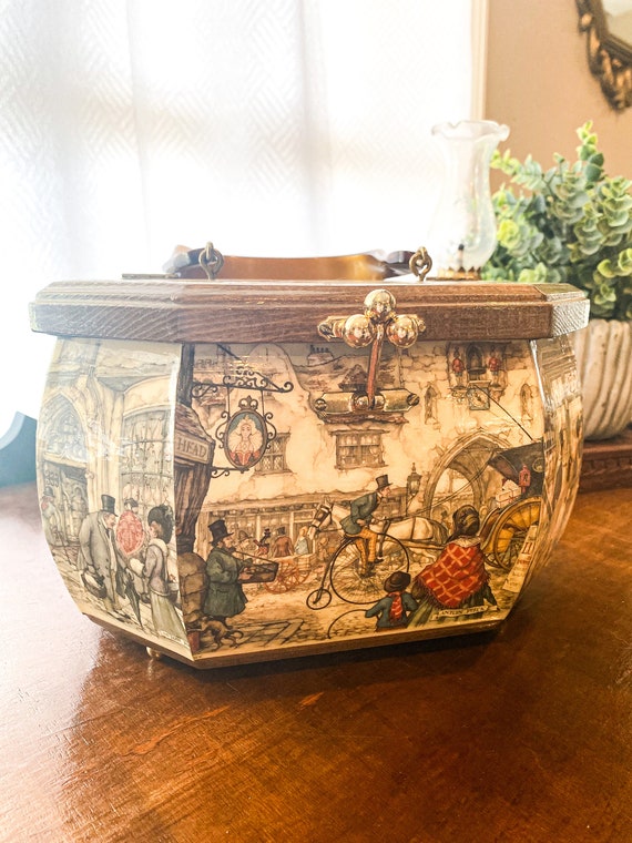 Anton Pieck Wood Box Purse