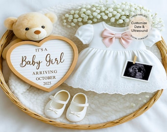 Editable Pregnancy Announcement Minimal Template, Social Media Gender Reveal, Its A Girl Baby Announcement Digital, Downloadable Canva