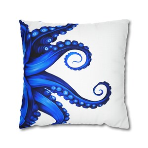 Blue Octopus Pillow Case Beach House Throw Pillow Marine Life Octopus Coastal Pillow Ocean Theme Gift for Her Beach Decor Minimalist Pillow