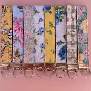 Floral Wristlets / keychains / key fob wristlet / lanyard / fabric wristlet / spring / summer / assorted patterns
