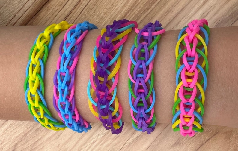 Rubel Loop Pack of 5 Loop-de-loop Bracelets - Etsy
