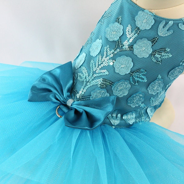 Unique Design Floral Sequin Pet Clothes Luxury Tutu Dogs Dress Perfect for Weddings Birthdays