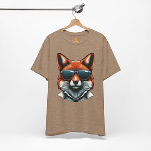 Suave Fox Sunglasses T-Shirt: Unisex Urban Animal Tee