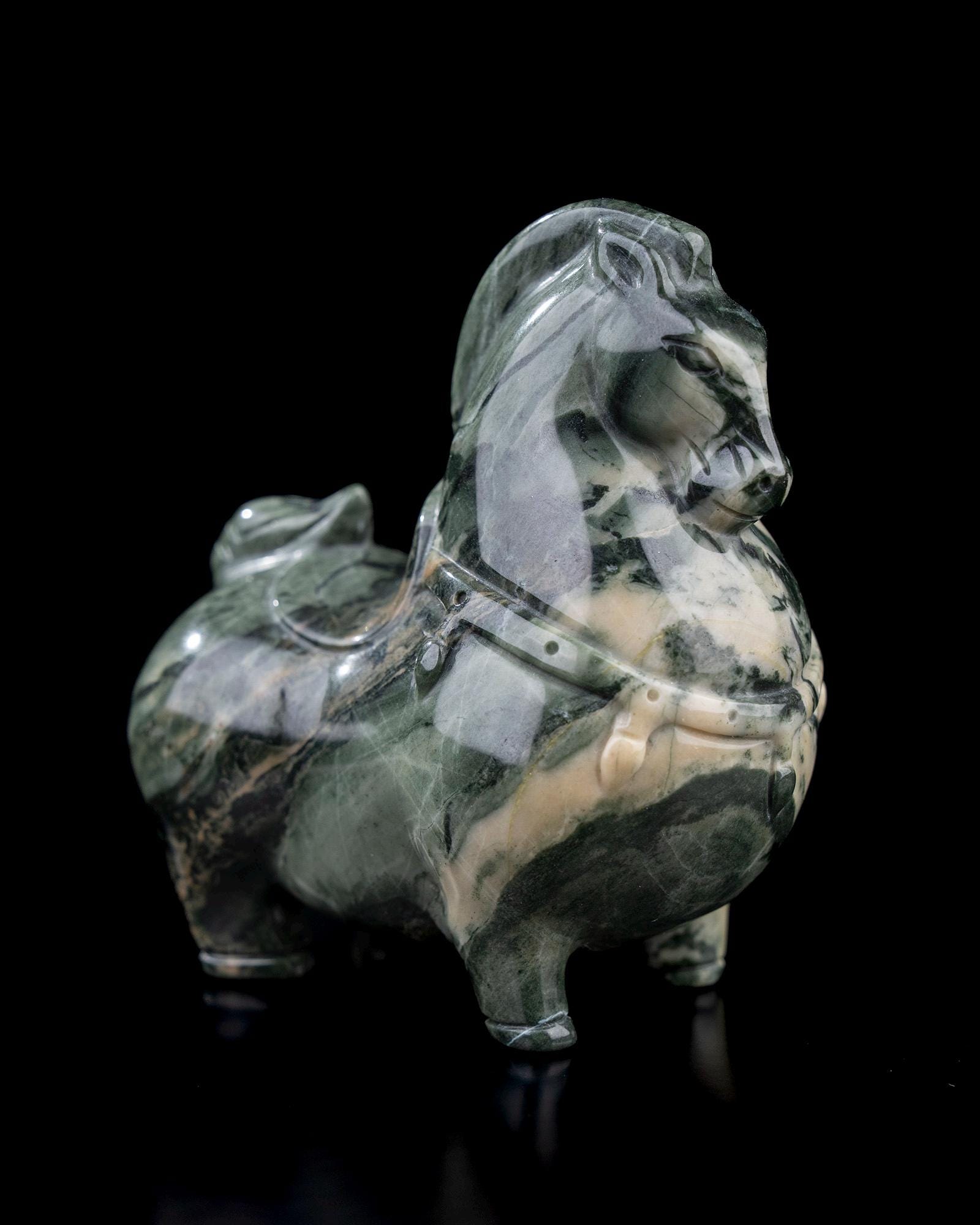 翡翠の馬像 - Etsy 日本