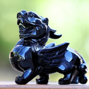 Scultura Kylin in ossidiana nera intagliata a mano: regalo per la casa (6,2&quot;)