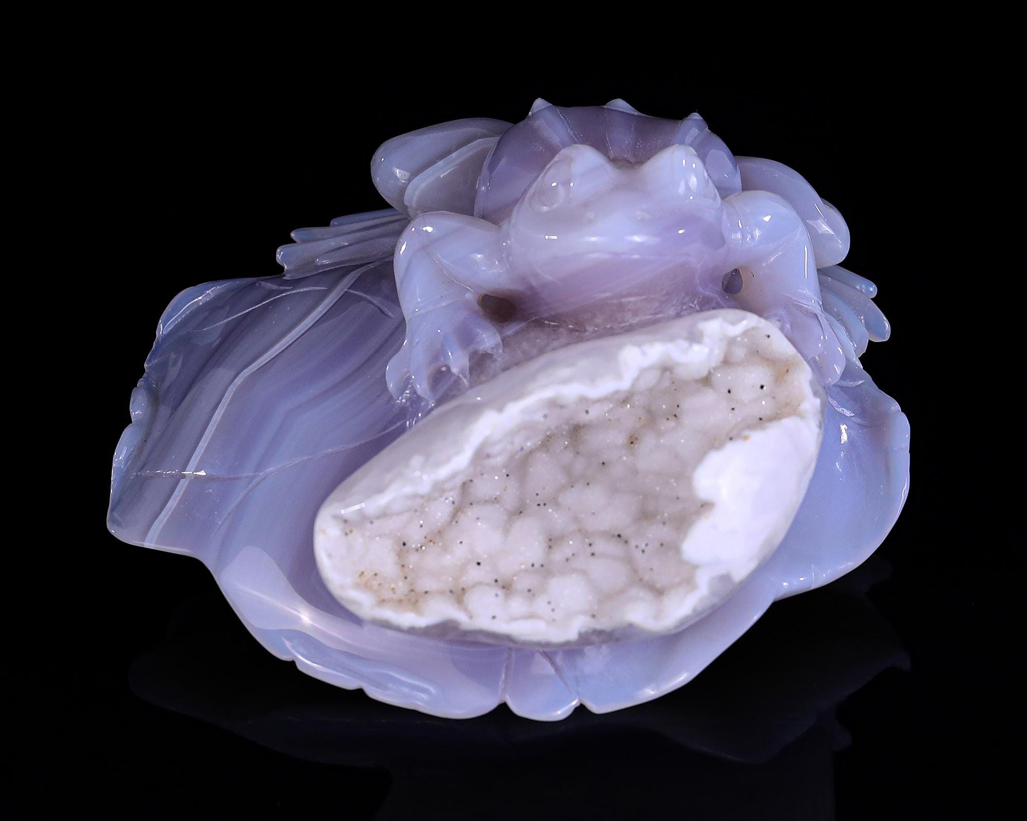 瑪瑙　カエル 手彫りのジオード瑪瑙クリスタルカエル彫刻：ホームデコレーション