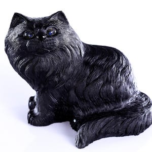 Scultura di gatto persiano in ossidiana nera intagliata a mano: decorazione per la casa in cristallo da 9,4 pollici