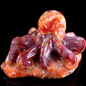 Escultura de pulpo de cristal de ágata roja natural tallada a mano de 7,6 cm. Talla de cristal única. Decoración del hogar y artículos de colección. Regalo artesanal.