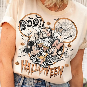 Camiseta vintage de Disney para fiesta de Halloween de 2 caras / Camiseta de Mickey y sus amigos / Mickey no es tan aterrador / Viaje familiar en crucero de Halloween a Disneyland