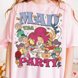 Retro Disney Alice In Wonderland Mad Tea Party Shirt | Cute Alice Mad Hatter Cheshire Cat Floral T-Shirt | Wdw Magic Kingdom Trip Tee